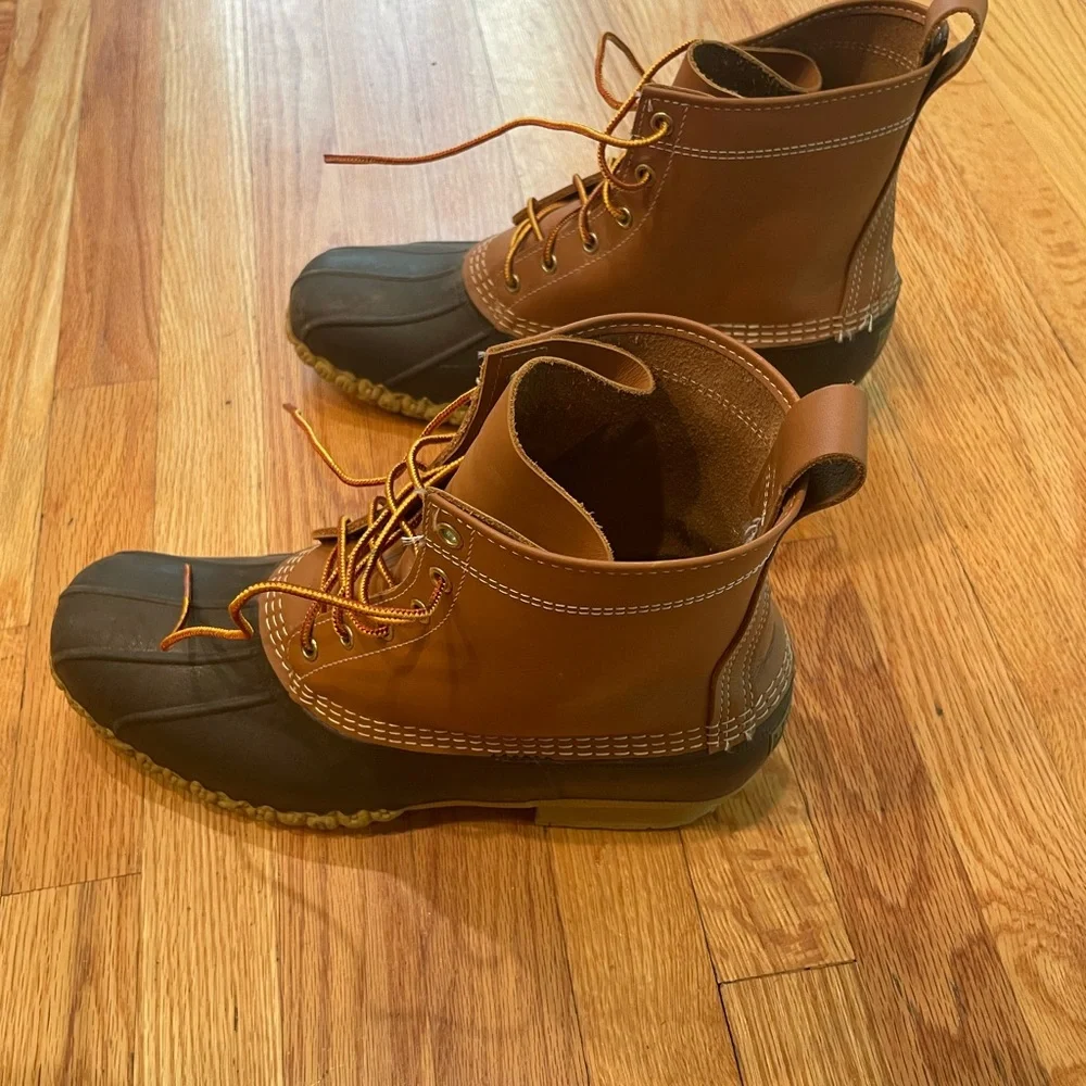 L.L. Bean Duck Boots Size JM (Mens Size 12) Waterproof - Picture 5 of 8